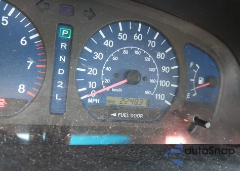 2001 Toyota Sienna Le z USA, uszkodzony, nr VIN 4T3ZF13CX1U363176